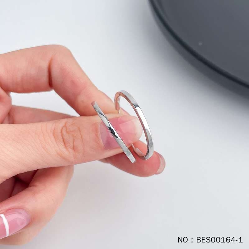 フープ ピアス 洗練ドットフープピアス