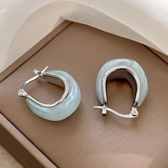 フープ ピアス フープ ピアス 透明感あふれる水色うるみフープピアス