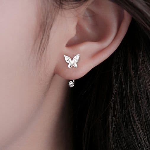 フープ ピアス フープ ピアス 蝶々モチーフ 揺れるフープピアス