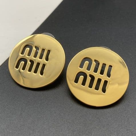 フープ ピアス フープ ピアス 円形模様彫り抜きフープピアス
