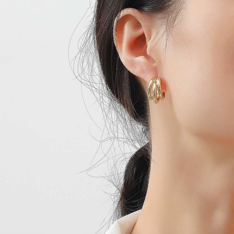 フープ ピアス 螺旋デザイン 三連フープピアス