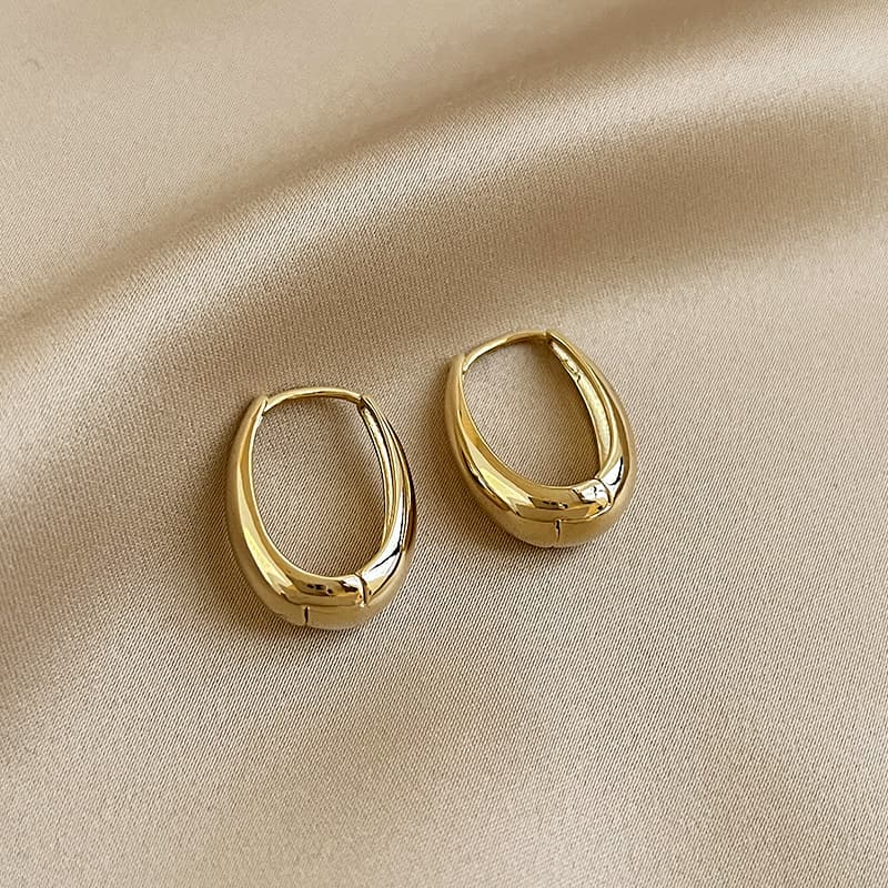 フープ ピアス 洗練シンプルフープ