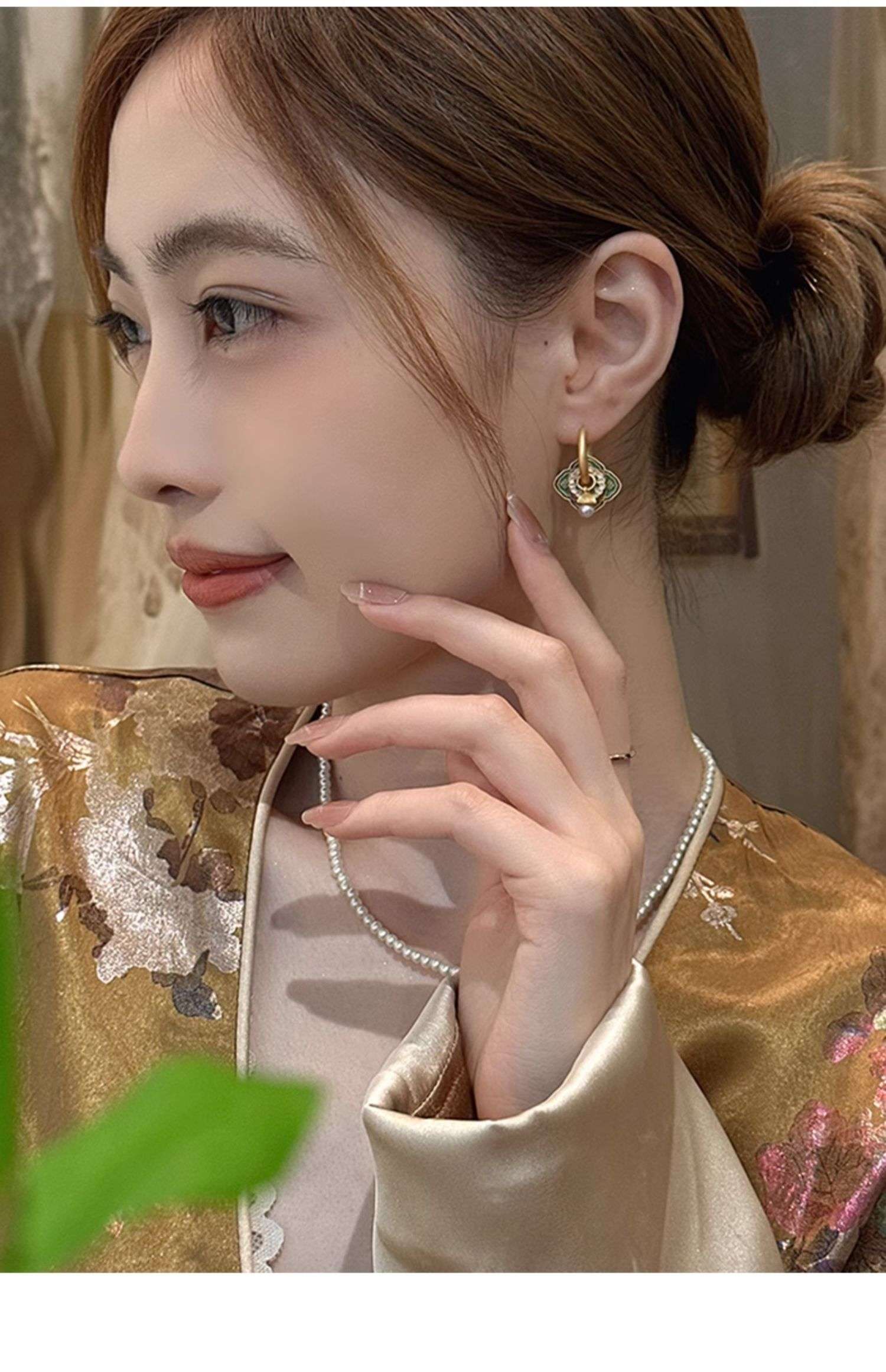 フープ ピアス 優美な花びらパールフープピアス