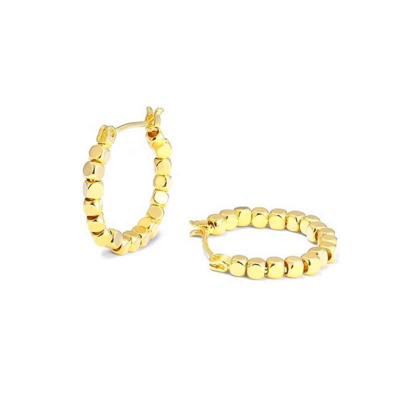 フープ ピアス 揺れる粒玉ピアス