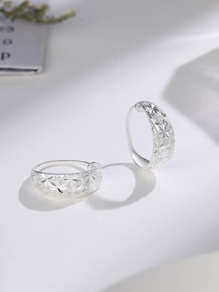 フープ ピアス フープ ピアス 星空輝く幾何学模様フープピアス