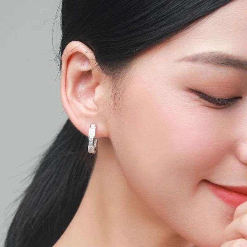 上品な輝き フープ ピアス