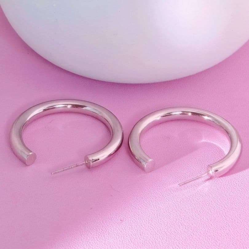 フープ ピアス 洗練シンプル太めフープピアス
