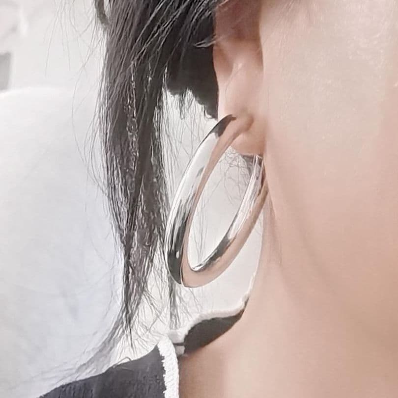 フープ ピアス 洗練シンプル太めフープピアス
