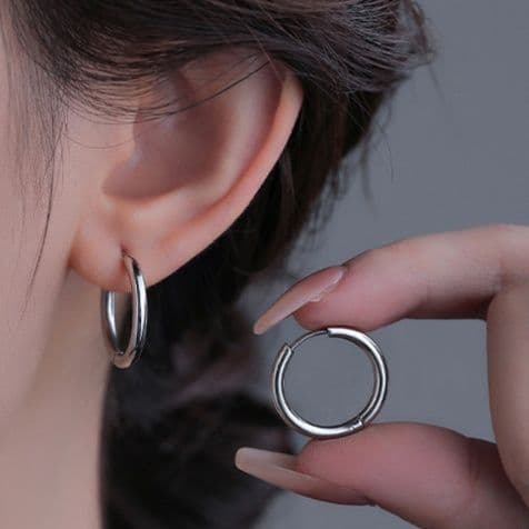 フープ ピアス シンプル輝き フープ ピアス