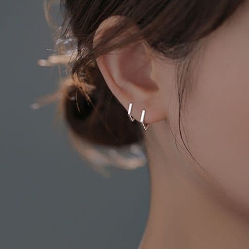 フープ ピアス 幾何学的 五角形 ミニマル フープ ピアス