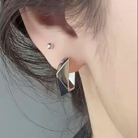 フープ ピアス フープ ピアス 幾何学モダン 立体四角ピアス