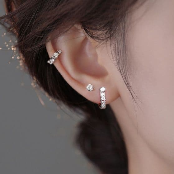 フープ ピアス フープ ピアス 煌めき輝石 耳元アクセント フープ