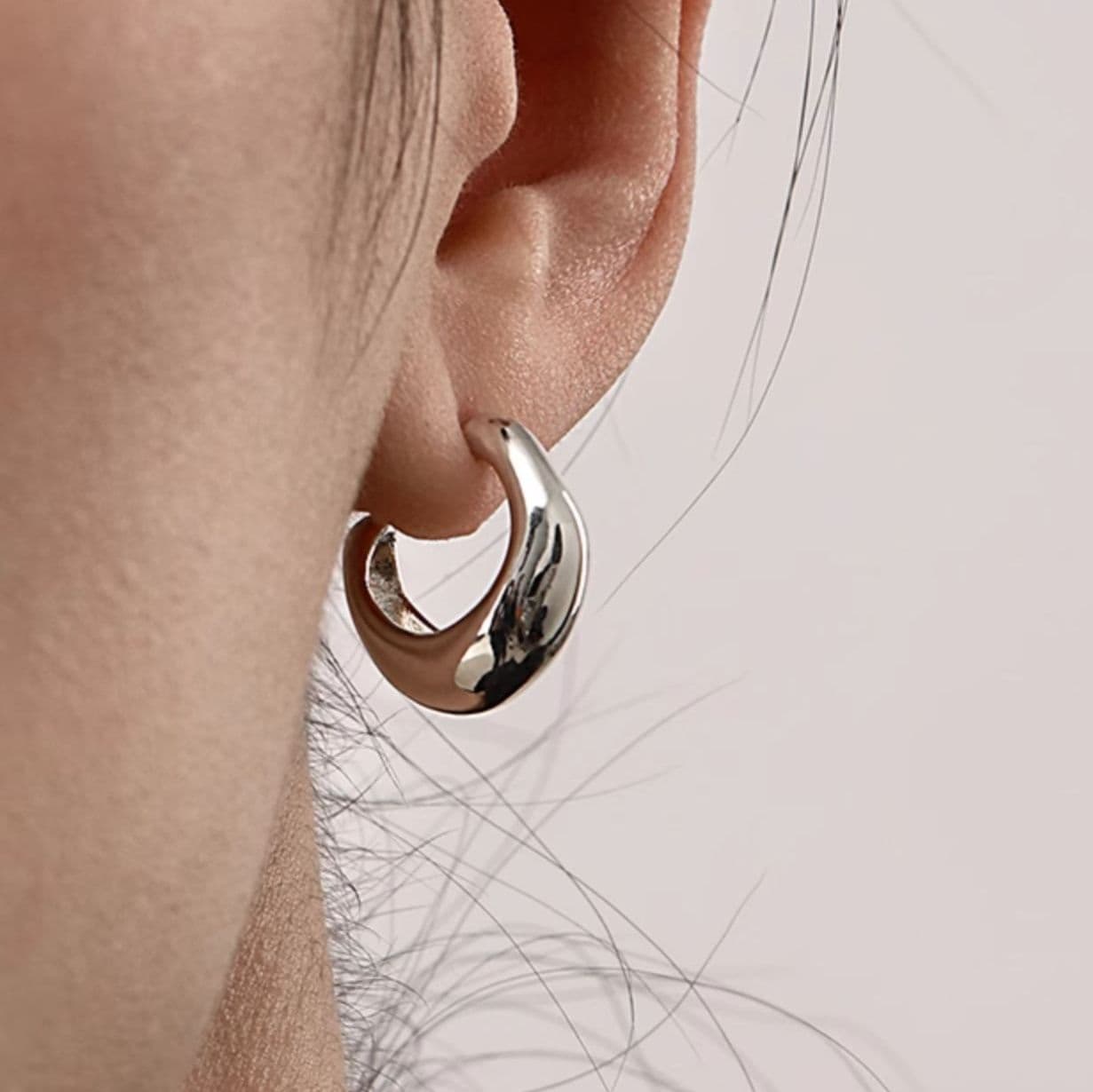 フープ ピアス 月光のしずく フープ ピアス