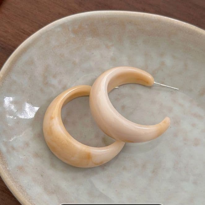 フープ ピアス フープ ピアス 三日月輝き プラチナフープピアス