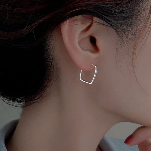 フープ ピアス フープ ピアス 四角形のミニマル輝き