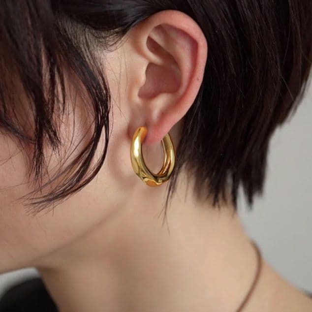 フープ ピアス フープ ピアス 優美な輪郭 洗練フープピアス