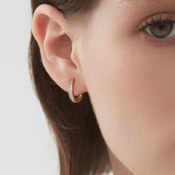 フープ ピアス きらめき輝石 フープ ピアス