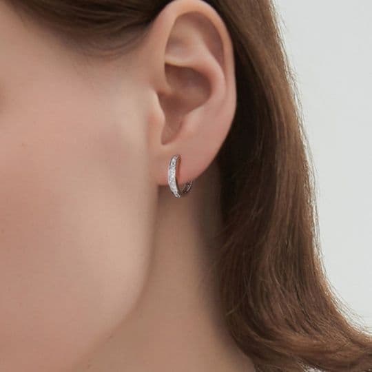 フープ ピアス きらめき輝石 フープ ピアス