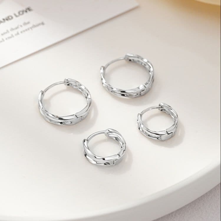 フープ ピアス フープ ピアス 波紋のささやき プラチナフープ