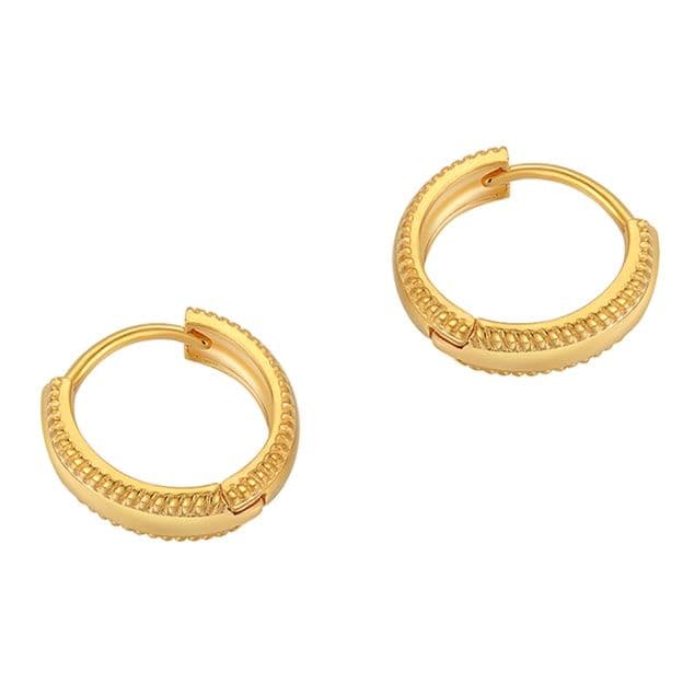 フープ ピアス フープ ピアス 縄目模様の洗練フープピアス