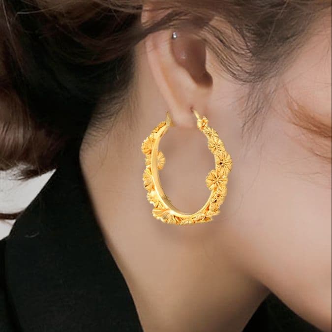 フープ ピアス 花模様の輝き フープ ピアス