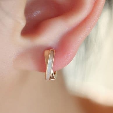 フープ ピアス フープ ピアス 交差する輝き フープピアス