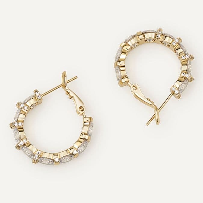 フープ ピアス フープ ピアス 煌めき宝石のフープ