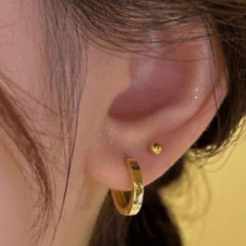 フープ ピアス フープ ピアス 洗練シンプル輝きフープ