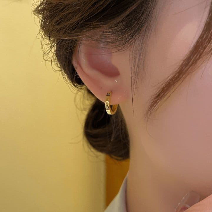 フープ ピアス フープ ピアス 洗練シンプル輝きフープ