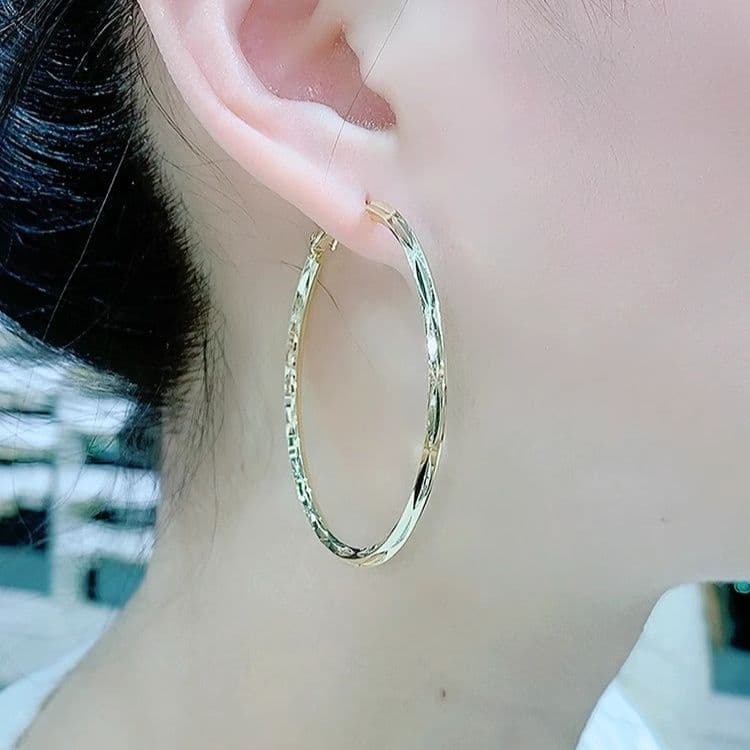 フープ ピアス ねじれ波紋フープピアス