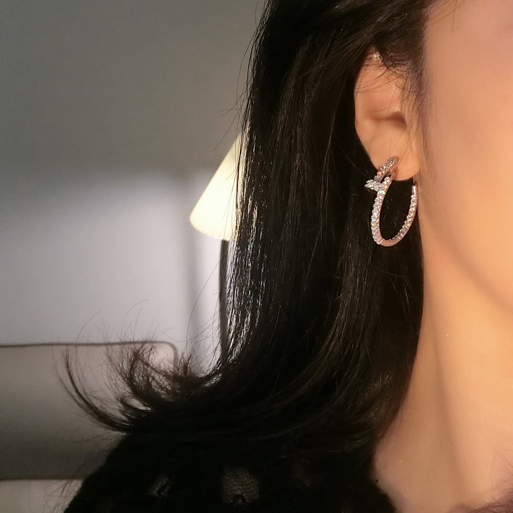 煌めき優美 フープ ピアス