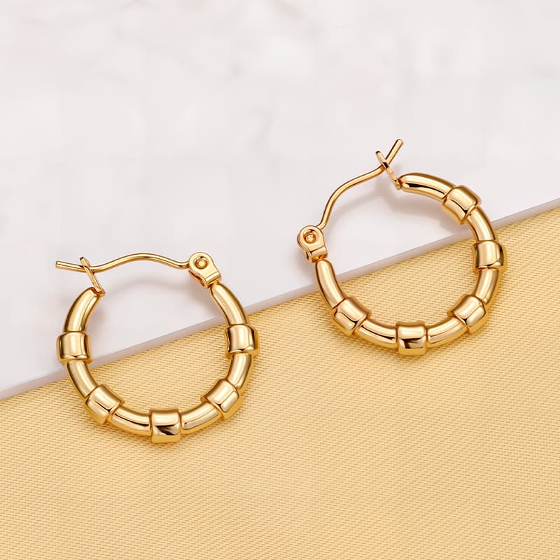 フープ ピアス 立体感あふれる竹節風フープピアス