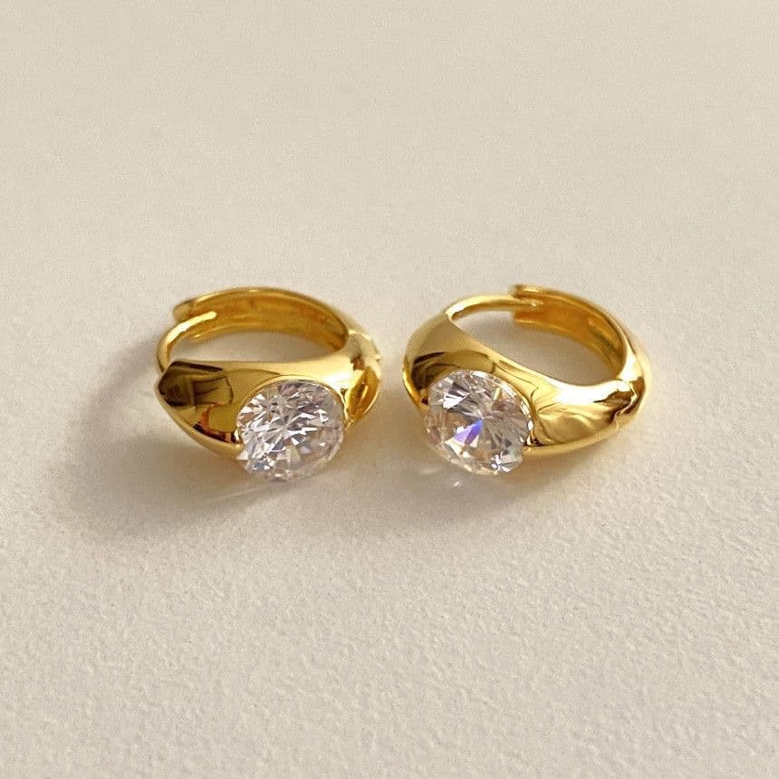 洗練きらめき フープ ピアス