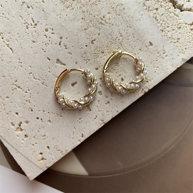 フープ ピアス フープ ピアス 小粒パール輝く月夜のフープ