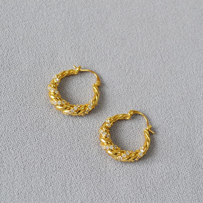 ねじれ細工キラキラフープ ピアス