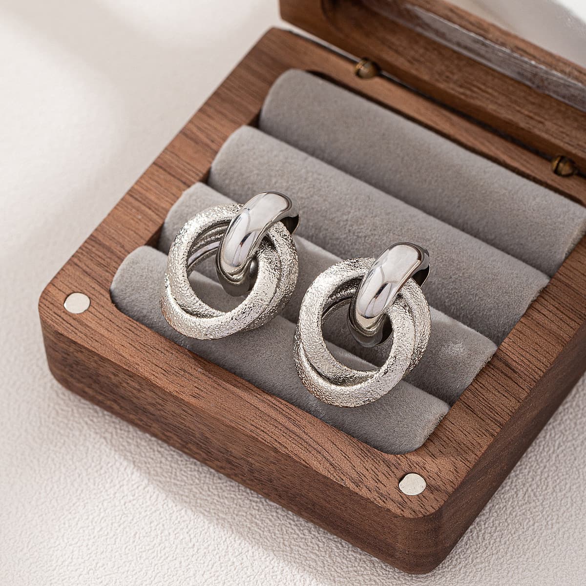 フープ ピアス 二重輪 フロストピアス