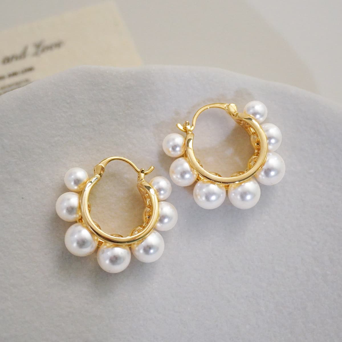 フープ ピアス フープ ピアス 真珠の花輪フープピアス