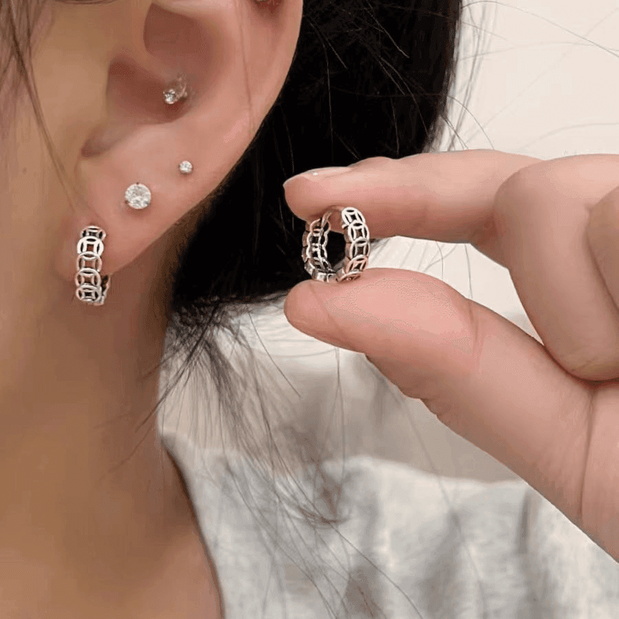 フープ ピアス フープ ピアス 格子模様 透かし彫り フープ