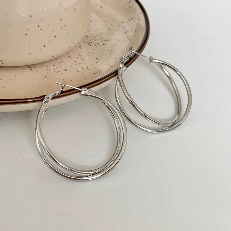 フープ ピアス フープ ピアス ねじれデザイン 二連シルバーフープ