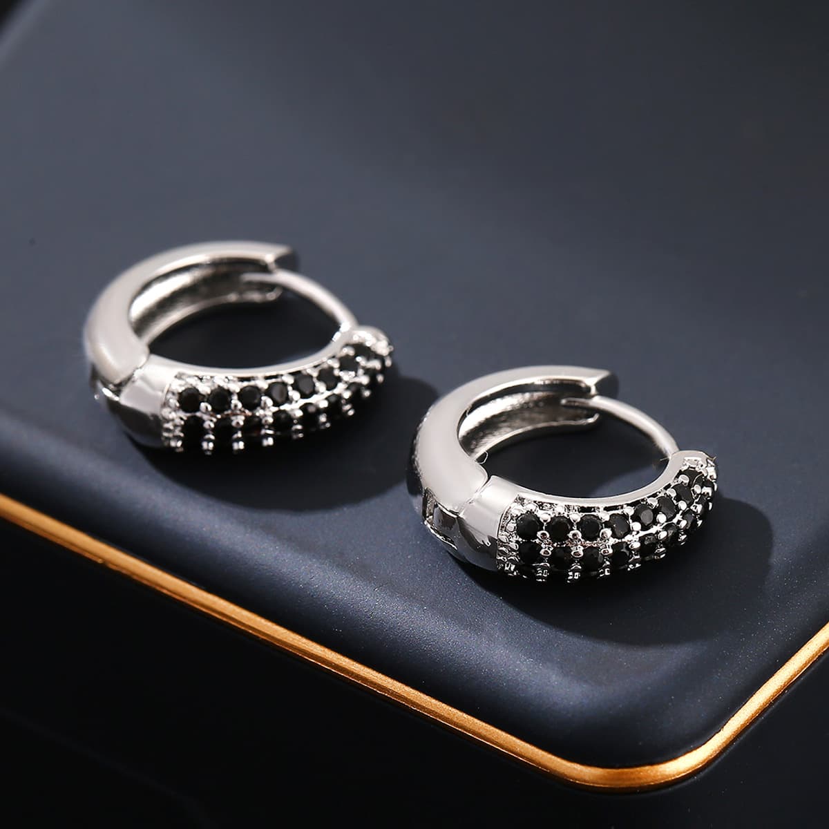 フープ ピアス 煌きのパヴェ フープピアス